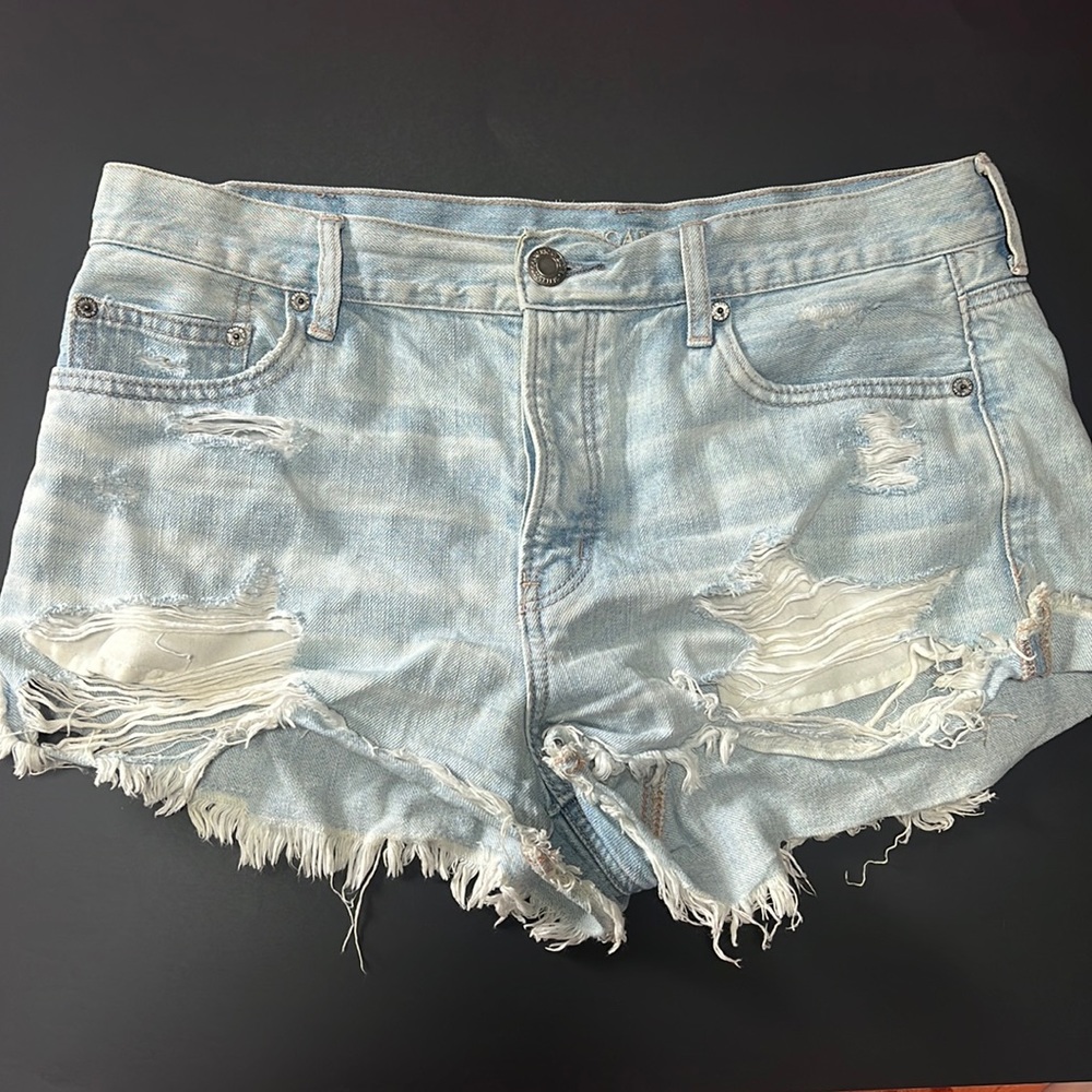 American Eagle light wash denim shorts - size 12